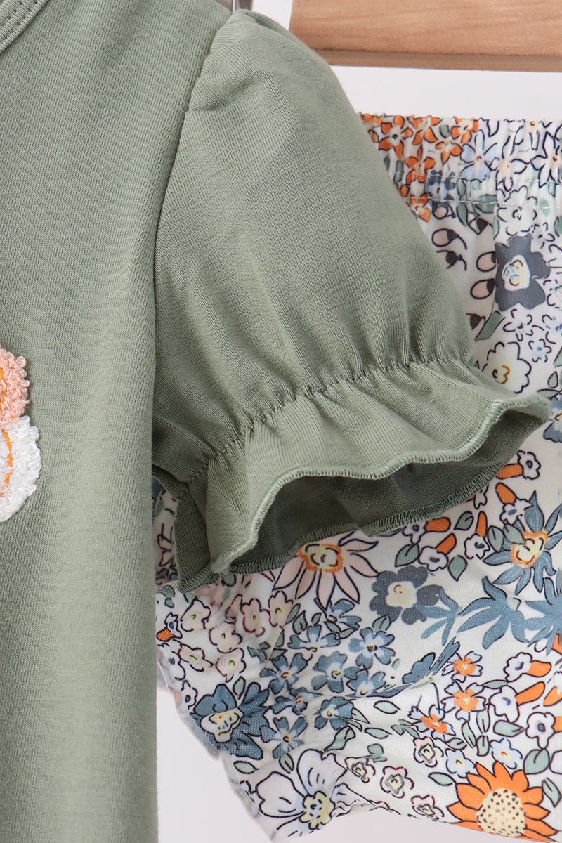 Green pumpkin french knot bloomer set